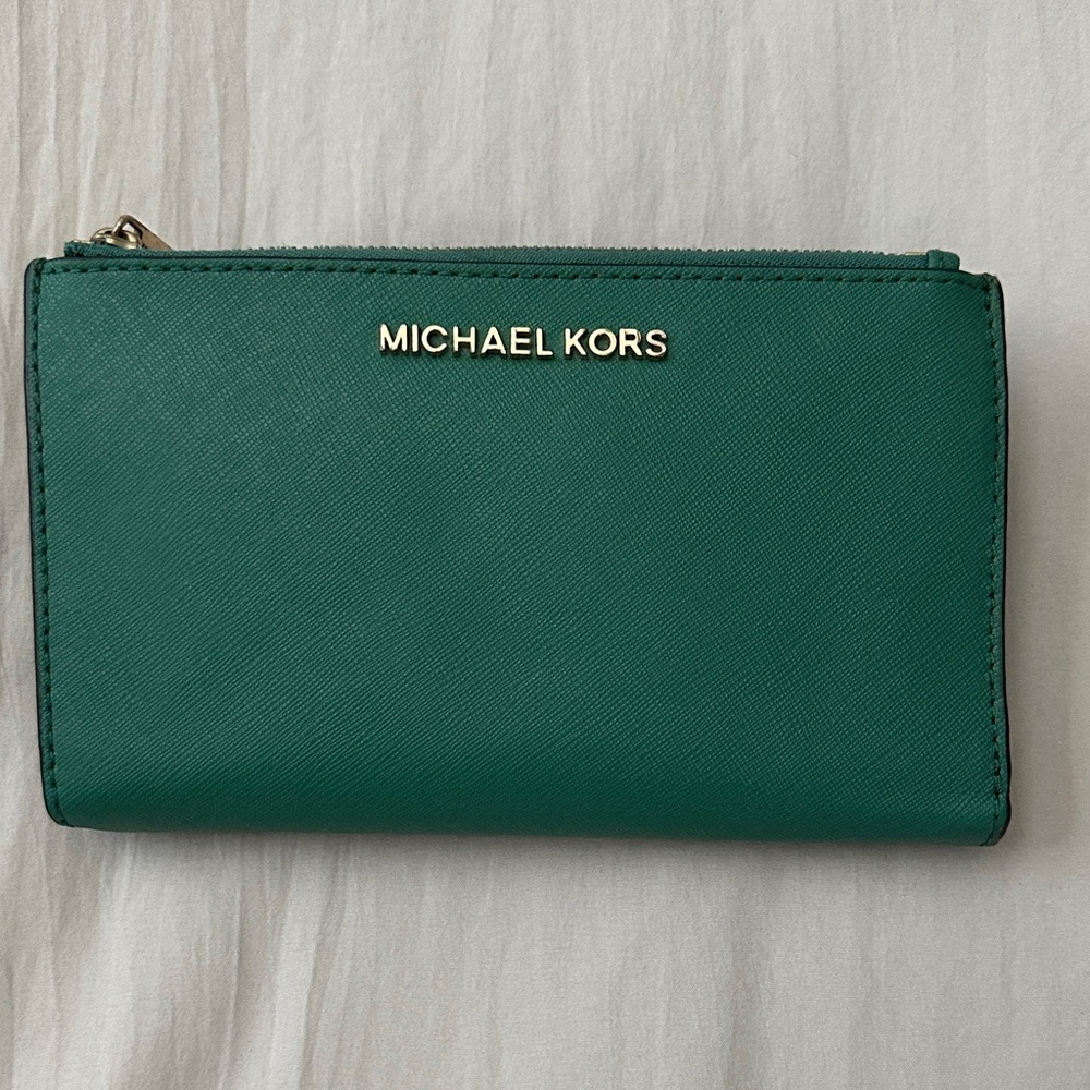 Michael Kors Green Saffiano Leather Wristlet – Gold Hardware